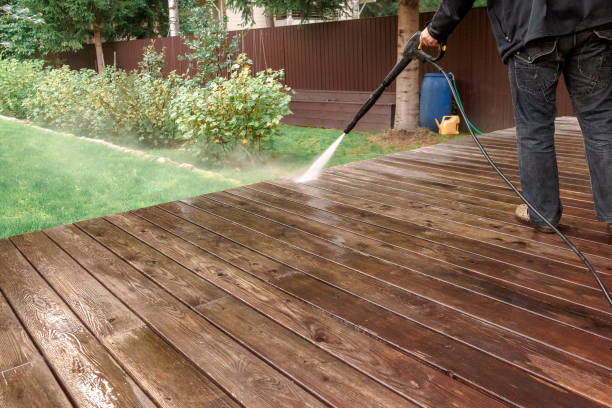 Best Soft Washing  in Parklawn, CA